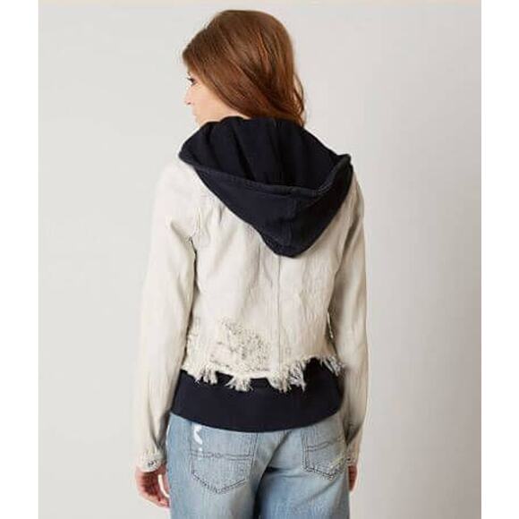 Free People Double Weave Pure Cotton Hooded Denim Jacket in White Liberty Wash - Picture 7 of 16